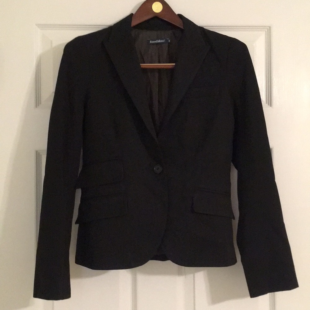 Chic blazer from Raven Tailored